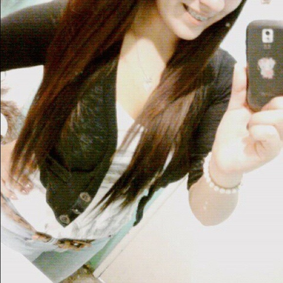 💥SOLD IN A BUNDLE 💥 - Picture 3 of 3