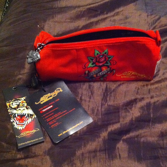 💛Ed Hardy pencil case💛