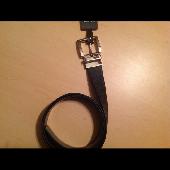 MK signature belt
