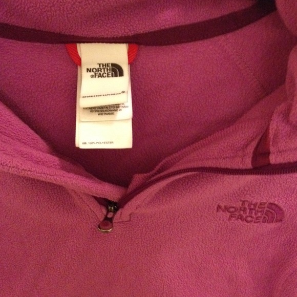 Authentic North Face pullover - Picture 2 of 2