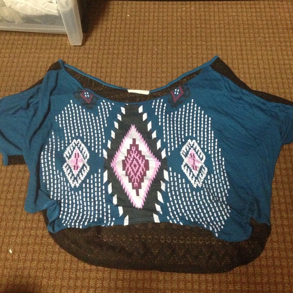 SUPER CUTE tribal top!