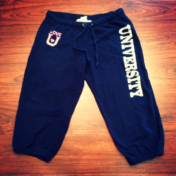 ❗️SOLD❗️Cropped Navy Blue Sweatpants