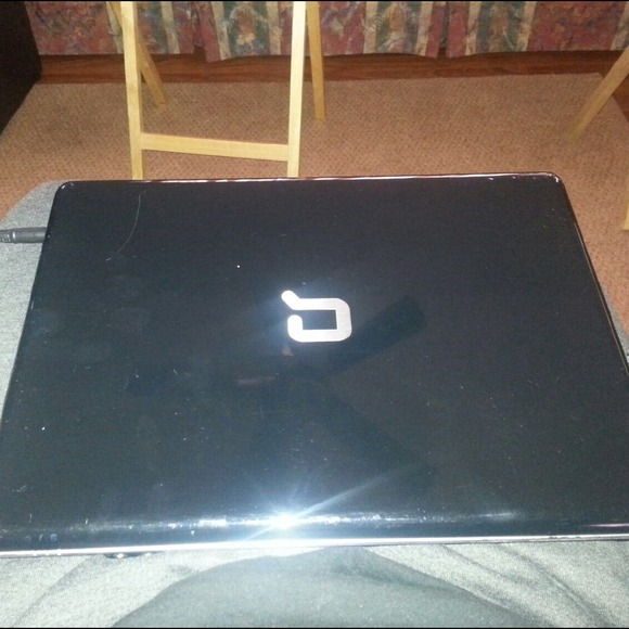 HP COMPACT LAPTOP - Picture 2 of 3