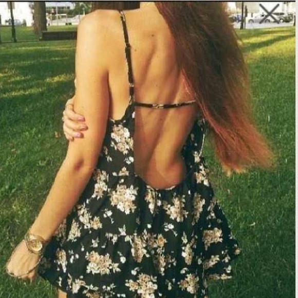 🚫SOLD🚫Black floral Jada