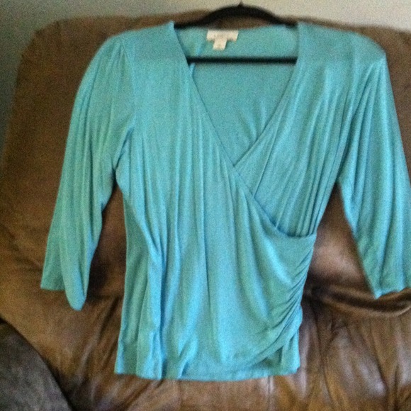 🆒🆒Loft Cotton Top🆒🆒