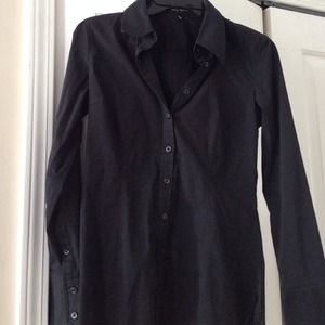 Express essential button up