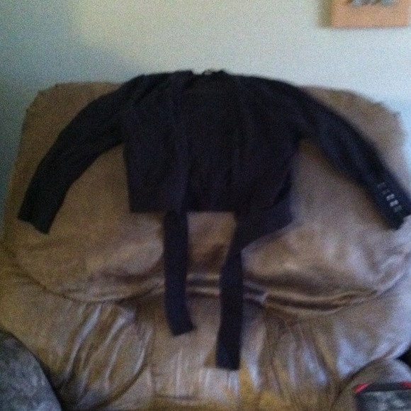 Express ballet shrug