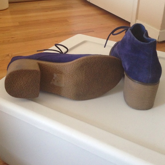 💔SOLD💔Office London Blue Suede...Boots💙 - Picture 3 of 3