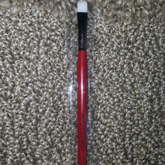 🚫sold🚫Smashbox Cream Eye Liner Brush NEW