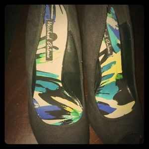 8.5 black high heels. Never worn.