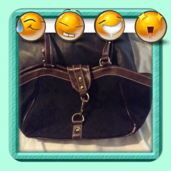 Coach Handbags - SOLD IN A BUNDLE SOLD.                Coach purse