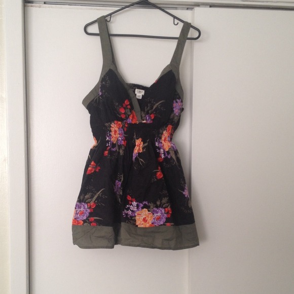 Black shirt with flower print and  green Straps