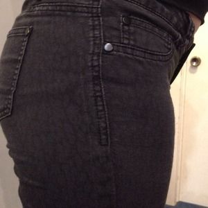 Black faint cheetah print jeggings