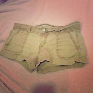 Aeropostale kaki shorts