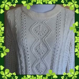 🚫SOLD🚫✨New Listing✨Irish Fisherman Style Sweater