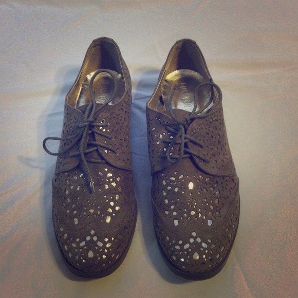 Forever 21 Taupe Oxfords with Gold Cut Out Accents