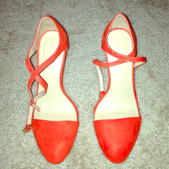 Zara Pumps with ankle straps