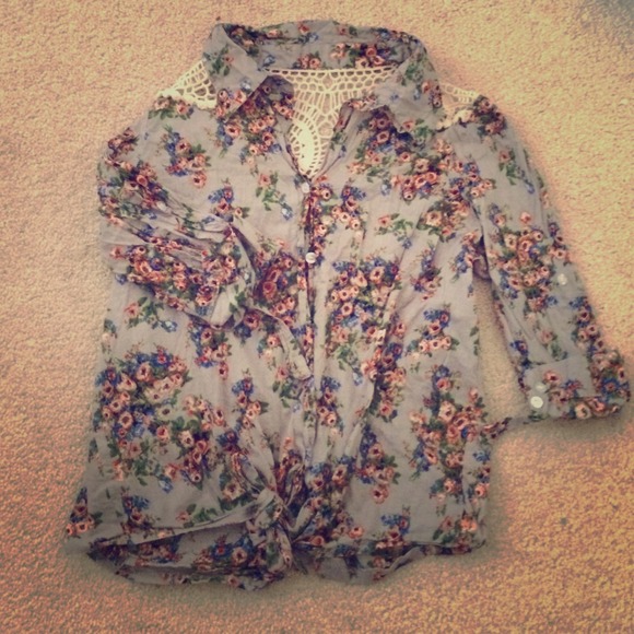 Button front floral shirt, with a tie front