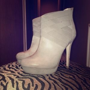 **BRAND NEW - NEVER WORN BOOTS**