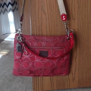 Authentic coach cross body or shoulder purse