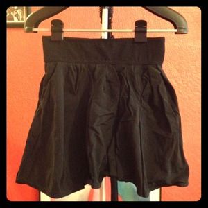 Juicy Couture High-Waisted Skirt size 4