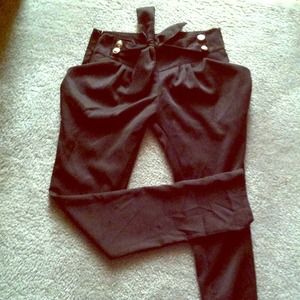 Black pants with bow!