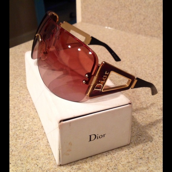 Oversized framed Dior sunglasses