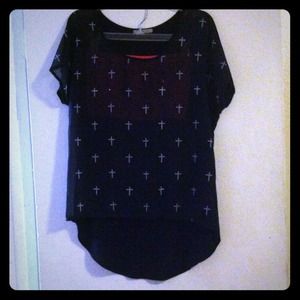 Black Cross Print HI LO Top 💕