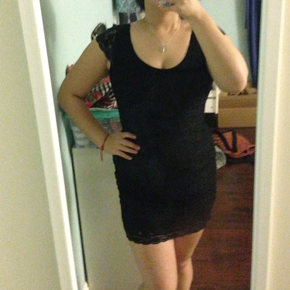 NWT H&M lace LBD - Picture 3 of 3