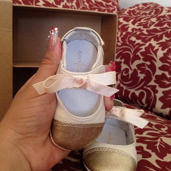 Cole Hann Dress shoes - Picture 2 of 3