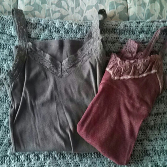 Two abercrombie & fitch tanks