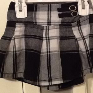 ❌SOLD❌Little girls skirt-size2T