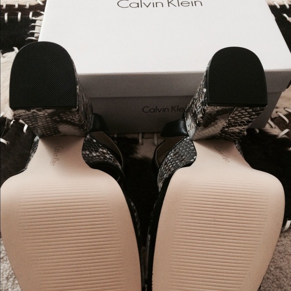 REDUCED Calvin Klein Snakeskin Platform HEELS - Picture 4 of 4