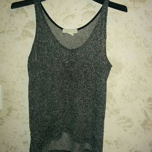 Gray top