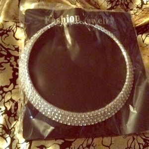 New beautiful collar