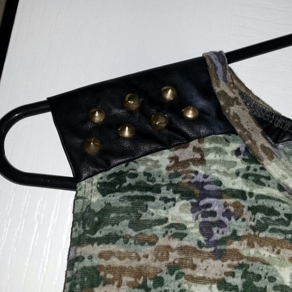 Tank - Picture 2 of 2