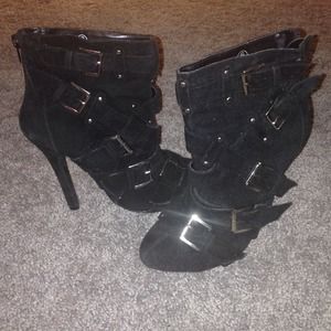 "Price Reduce" Black strappy booties.