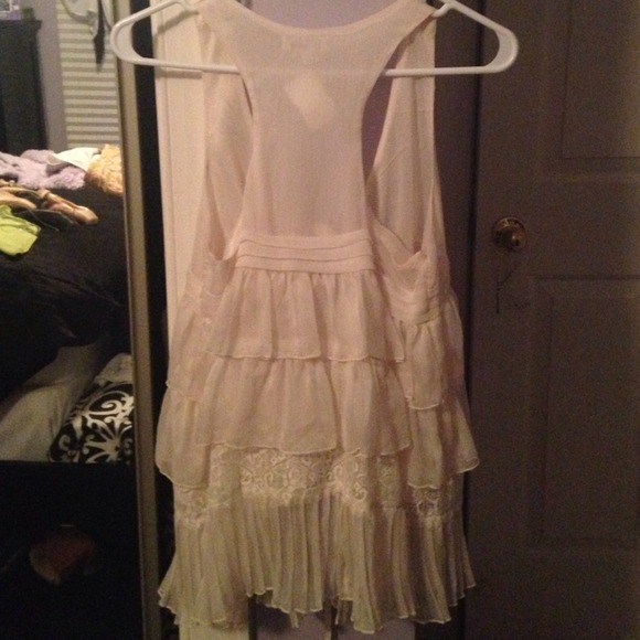 Cecio Ivory Ruffled Vest Size Small - Picture 3 of 4