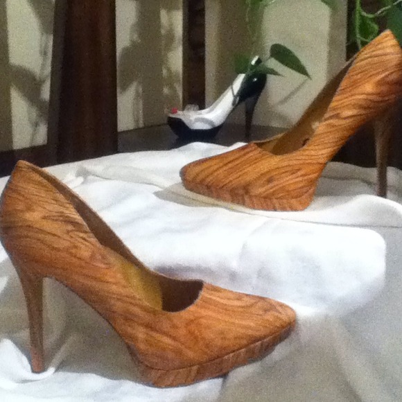 ✅✅SOLD✅✅ - Picture 2 of 3