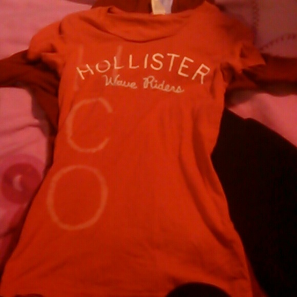 Pink and white Hollister tee