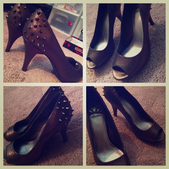 Fergalicious  Shoes - reserved😍