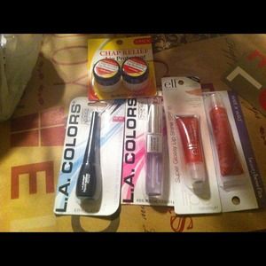 💢SOLD 💢BUNDLE of Lip Gloss & Liquid eyeliner