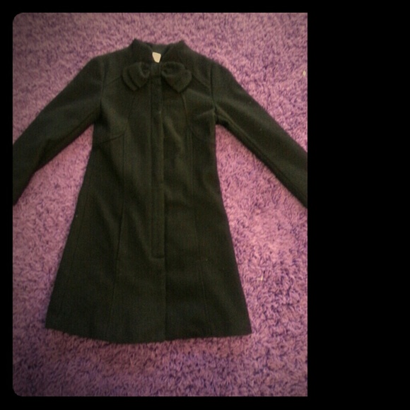 Pea black coat