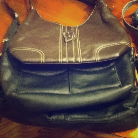 6 purses!!!! Bundle