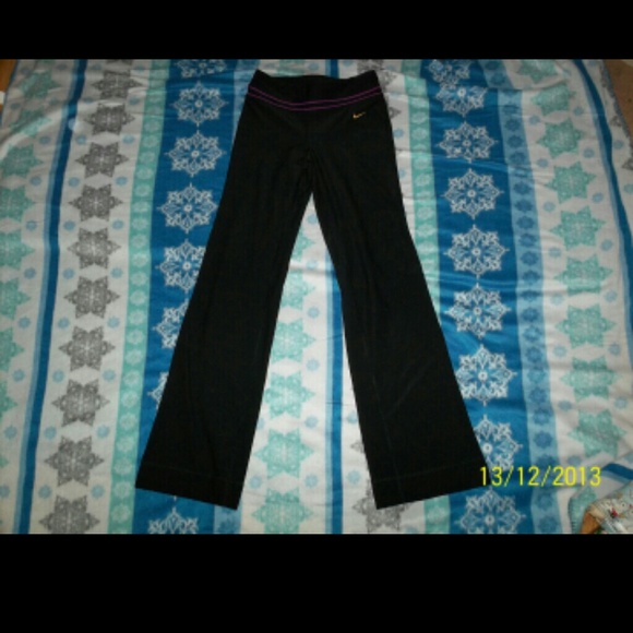 NIKE Pants