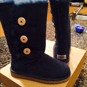 Ugg Bailey Brand New Boots with Box