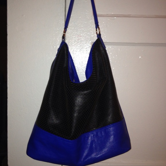 Shoulder bag