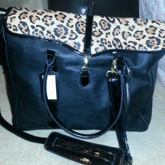 Steve Madden Handbags - SOLD! Steve Madden weekend bag