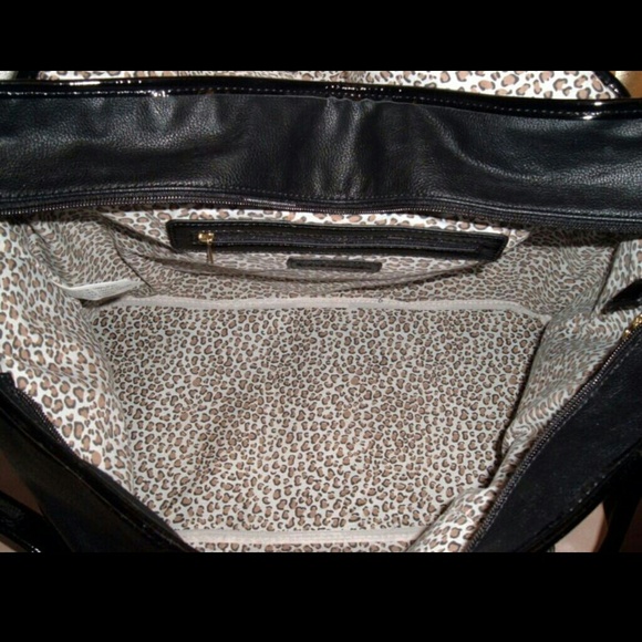 SOLD! Steve Madden weekend bag - Picture 4 of 4