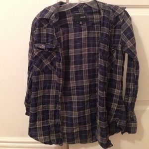 black and blue Hurley flannel